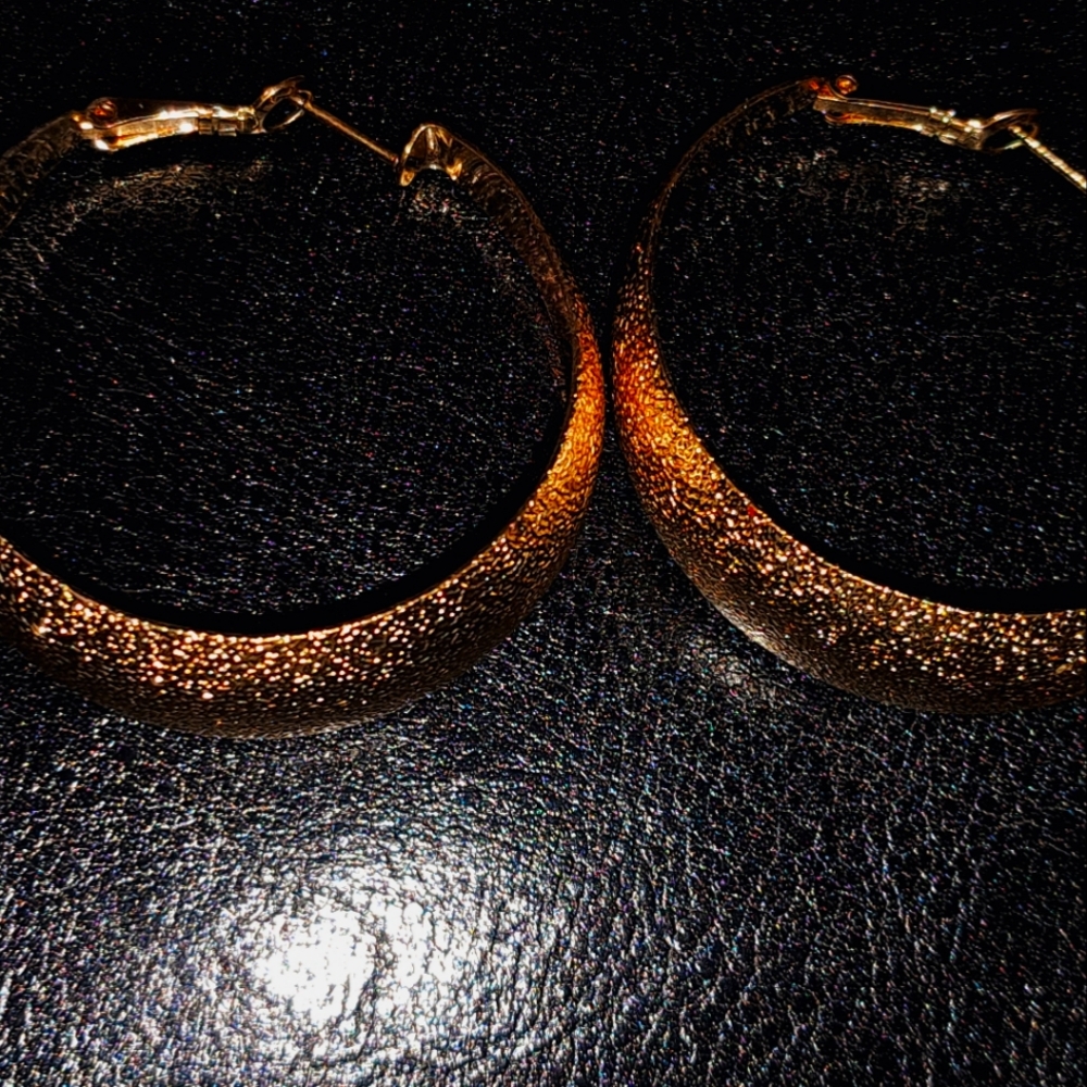 Charter Club medium gold tone wide textured hoop earrings